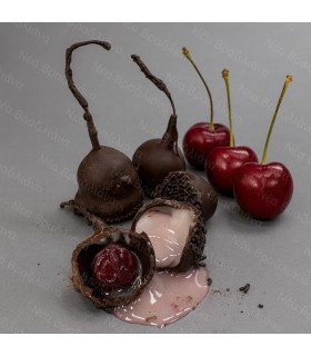 Σοκολατάκια με Λικέρ με Ολόκληρο Βύσσινο